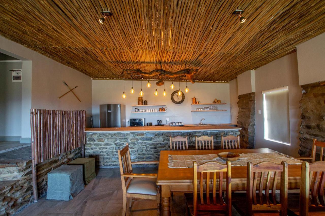 Desert Wind Private Guest And Game Farm Монтегю Екстериор снимка