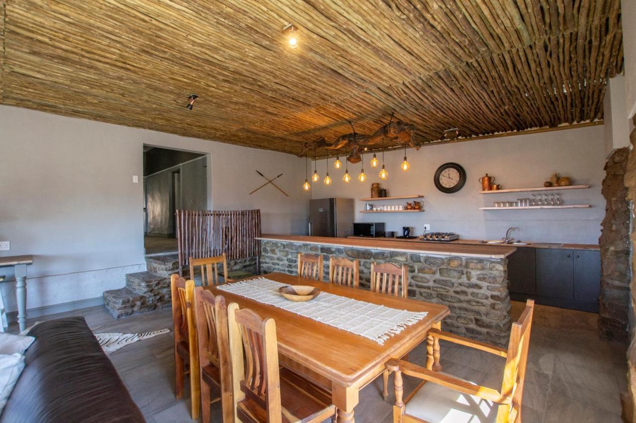 Desert Wind Private Guest And Game Farm Монтегю Екстериор снимка
